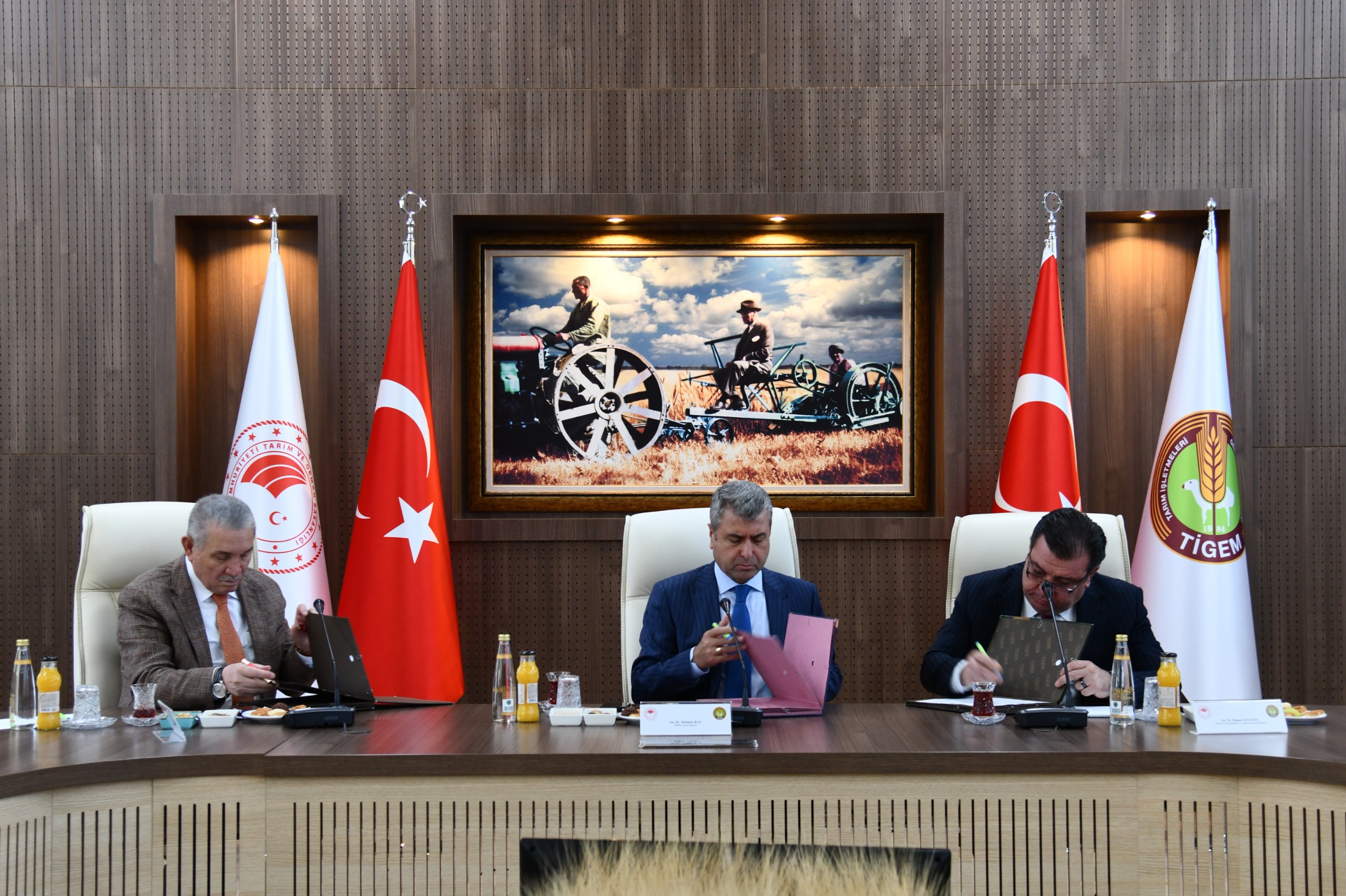 TİGEM'DE 7. DÖNEM TOPLU İŞ SÖZLEŞMESİ İMZALANDI